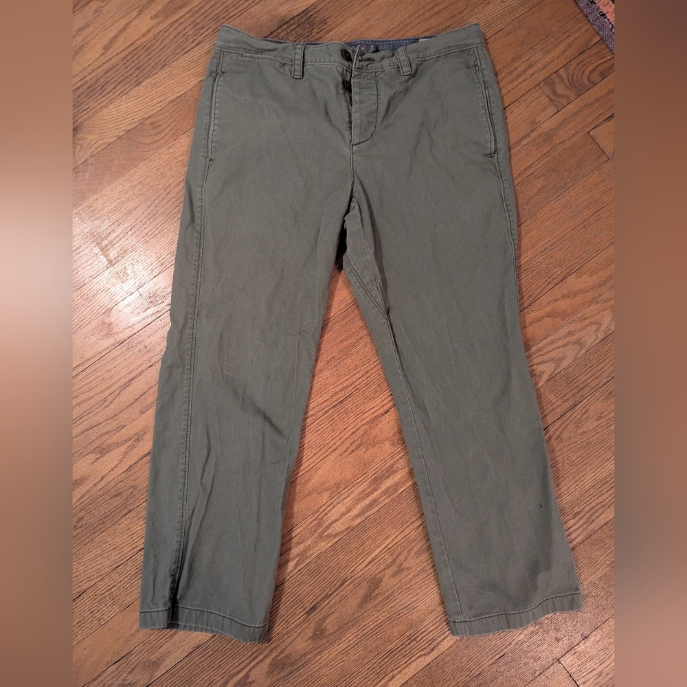 L.L. Bean Signature Men's Green Chinos
